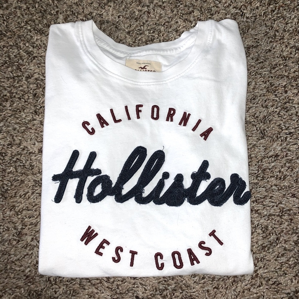 NWOT Hollister Tee